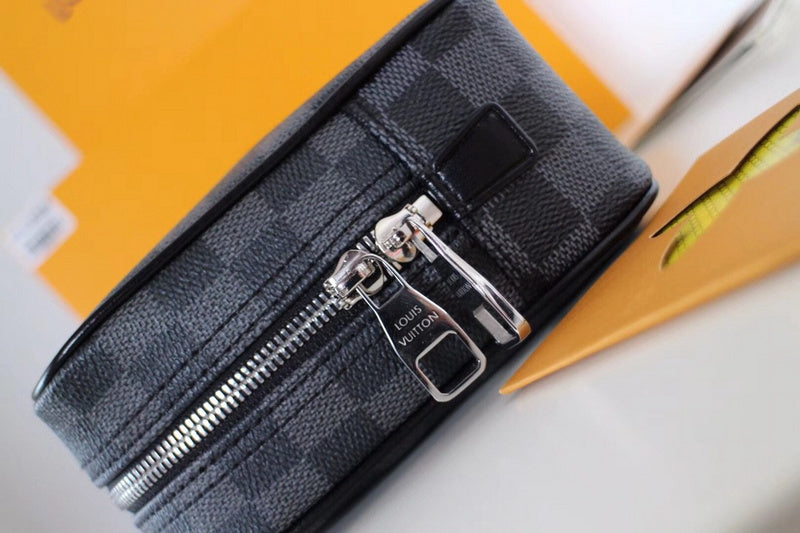 LOV2 Bags - Luxurious Bags  1800