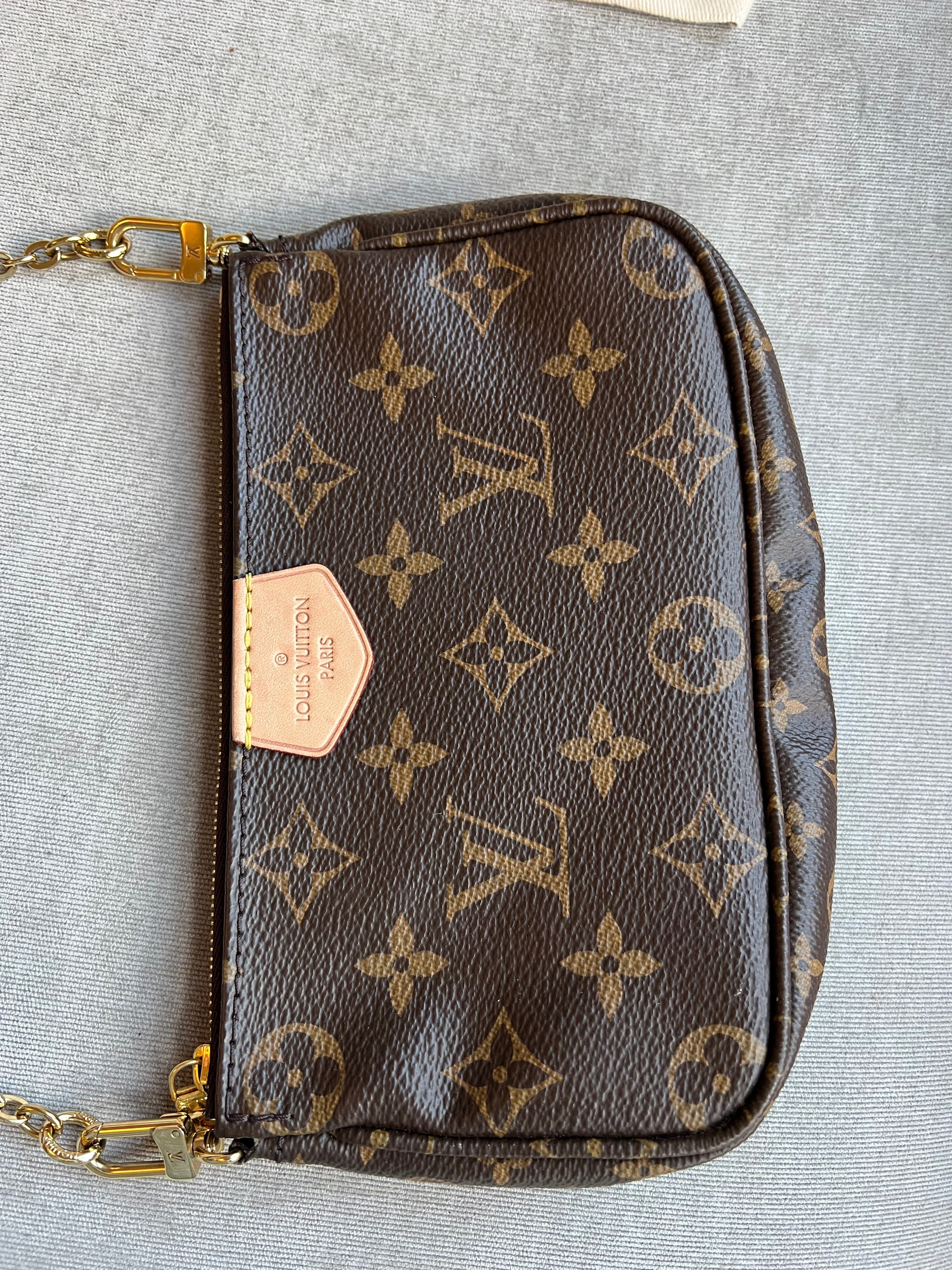Louis Vuitton Multi Pochette Accessoires Khaki (RRP £1970)