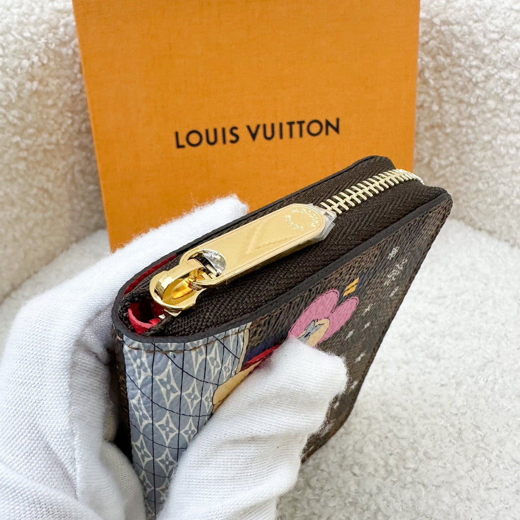 LV Zippy Small Wallet / Card Holder in Vivienne in London Christmas 2021 Canvas and GHW
