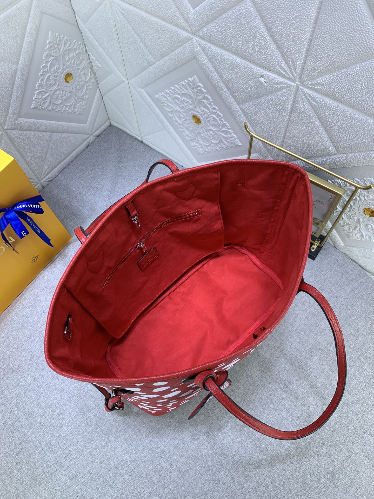 EN - New Bag LUV 652