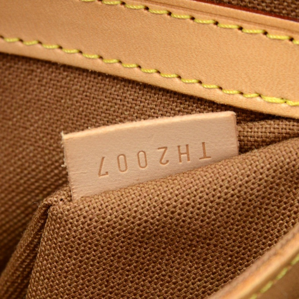 Louis Vuitto Carryall Monogram Canvas Travel Bag