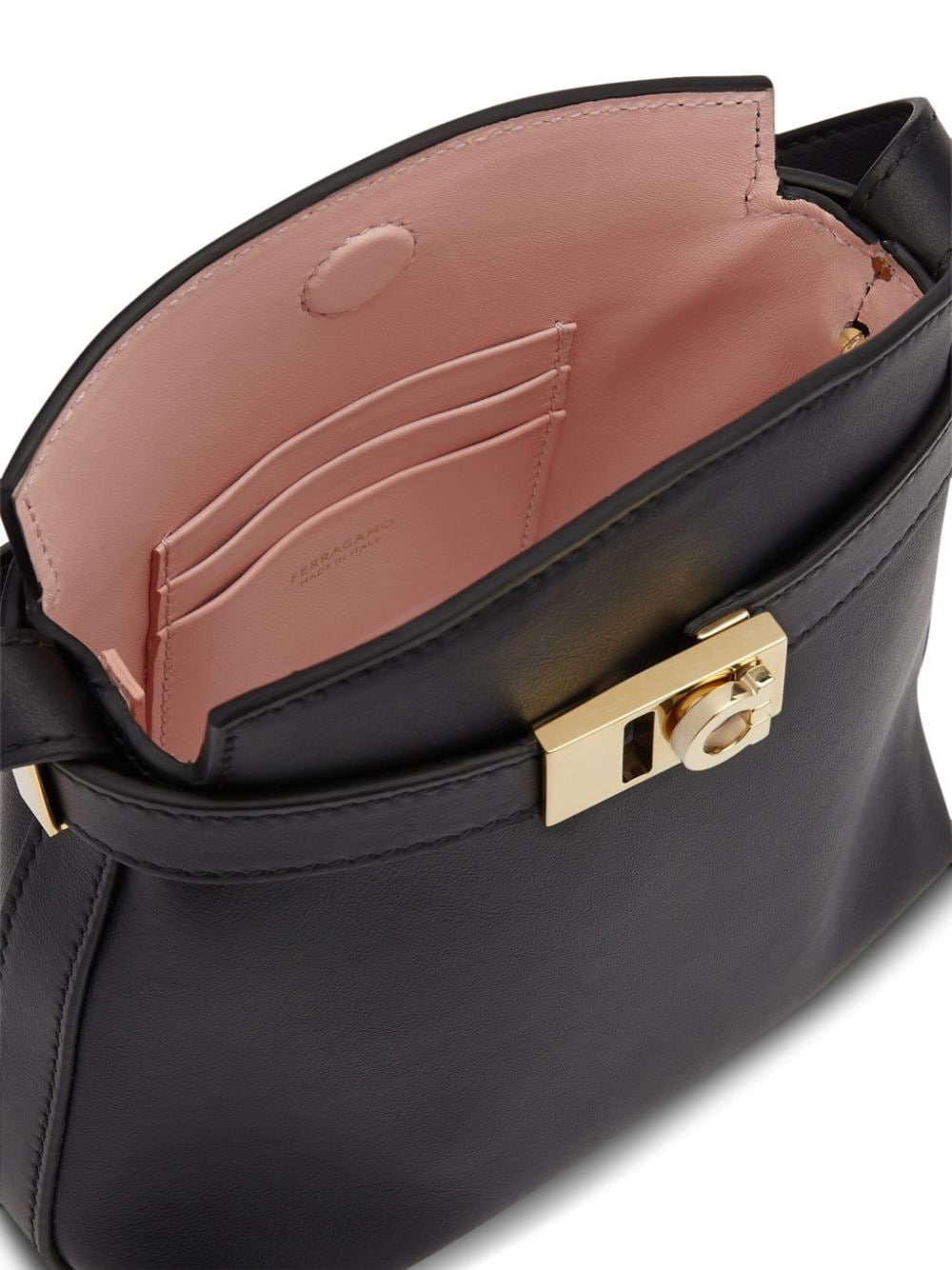 HUG LEATHER MINI BAG