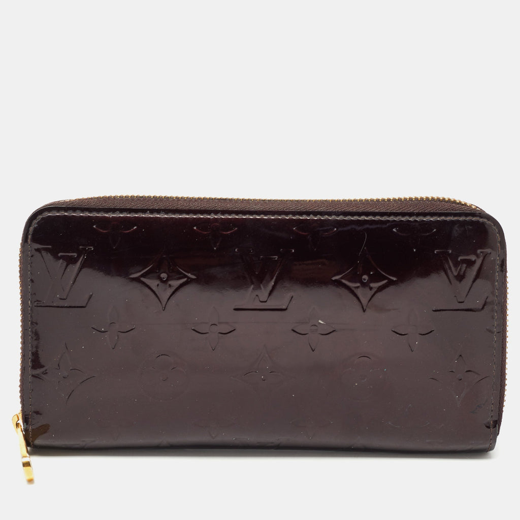 Louis Vuitton Amarante Monogram Vernis Zippy Wallet..