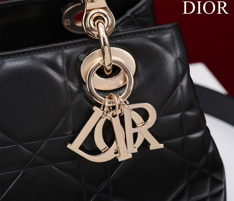 ELE - Dir Bags - 1432