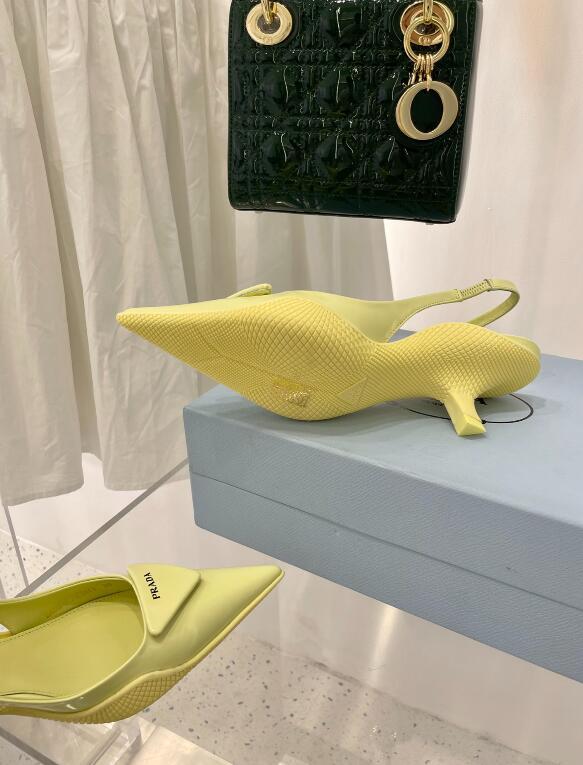 GlamyWomen Shoes - 675