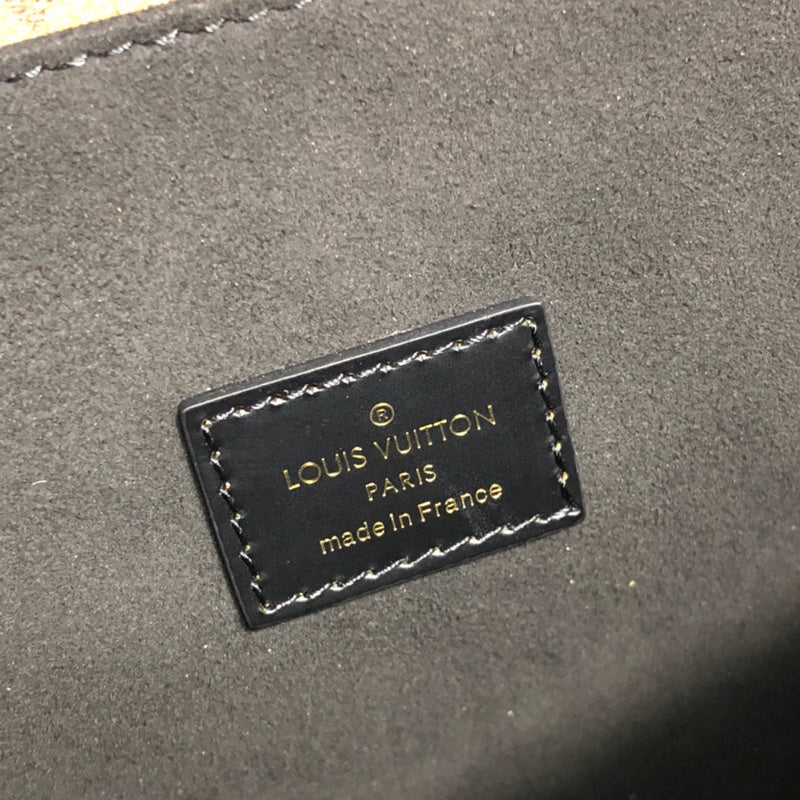 LOV2 Bags - Luxurious Bags  2637