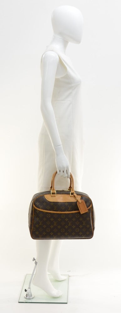 Louis Vuitto Deauville Monogram Canvas Handbag