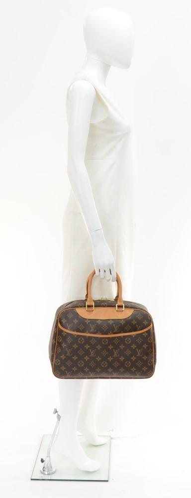 Louis Vuitto Deauville Monogram Canvas Handbag