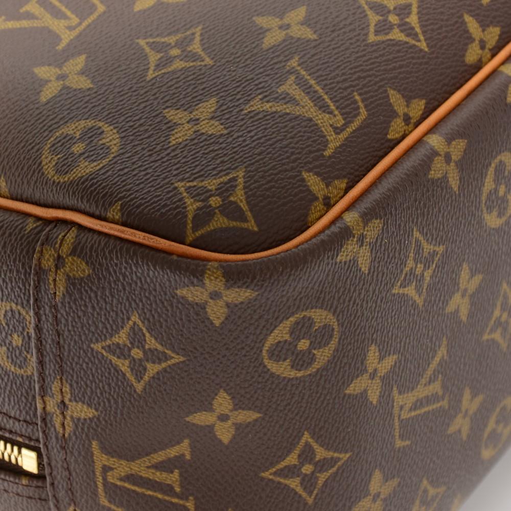 Louis Vuitto Deauville Monogram Canvas Handbag