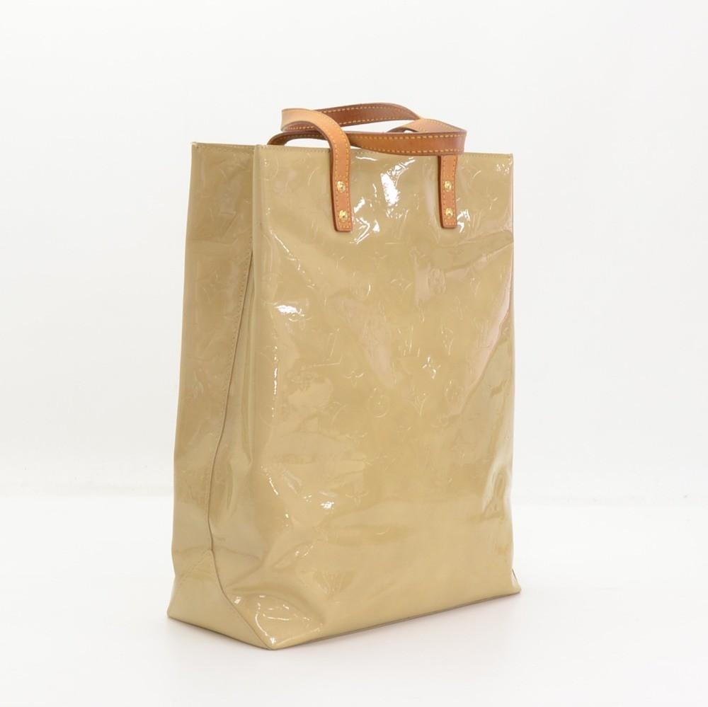 Louis Vuitto Reade MM Patent Leather Handbag