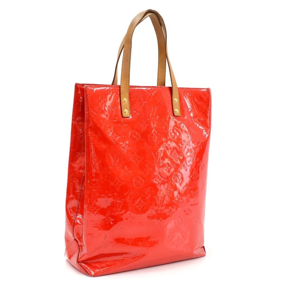 Louis Vuitto Reade MM Patent Leather Handbag