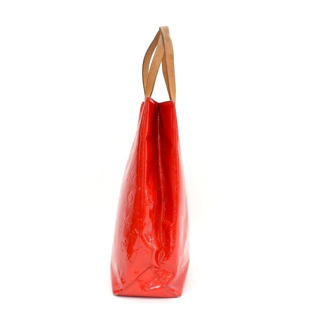 Louis Vuitto Reade MM Patent Leather Handbag