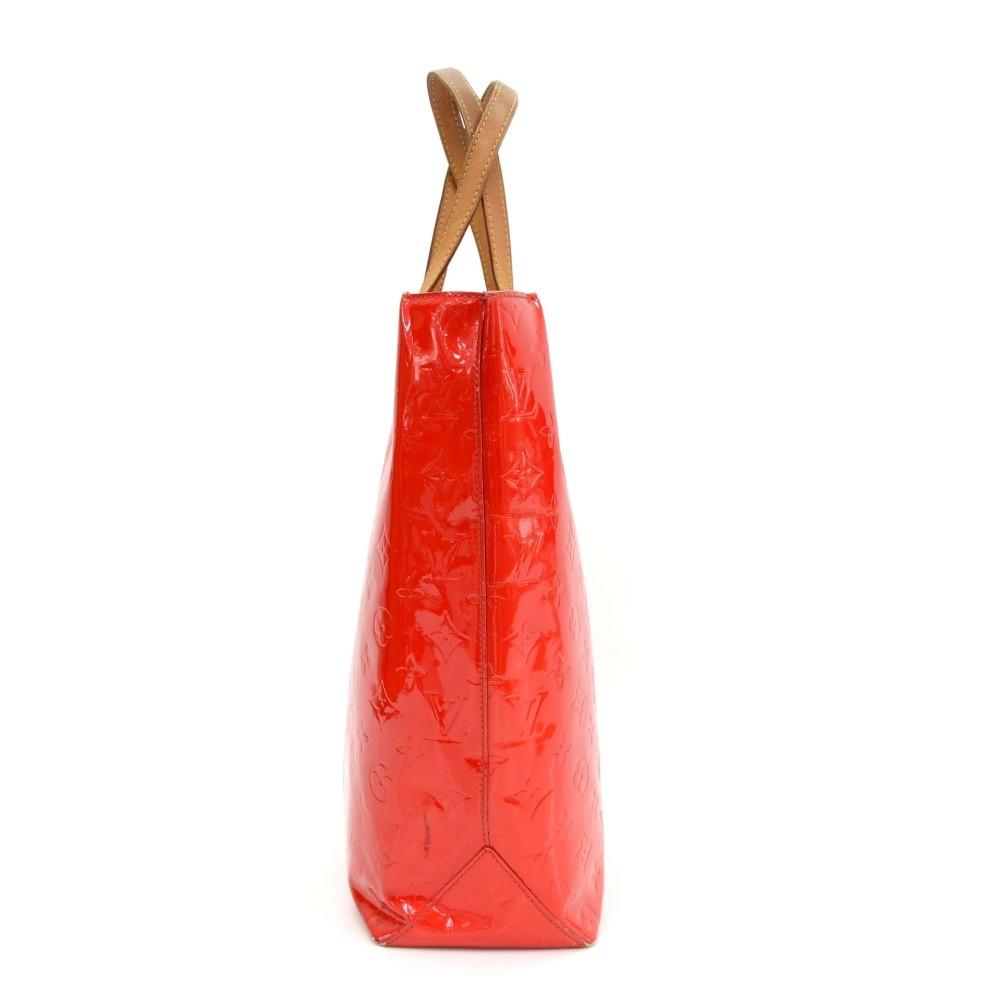 Louis Vuitto Reade MM Patent Leather Handbag