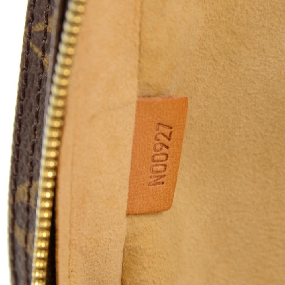 Louis Vuitto Porte Document Voyage
