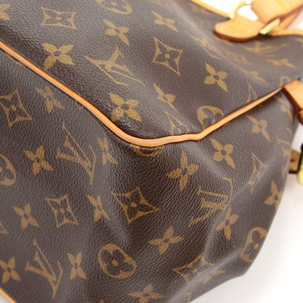 Louis Vuitto Batignolles Monogram Canvas Handbag
