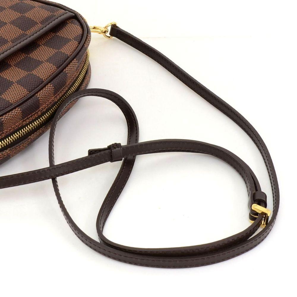 Louis Vuitto Pochette Ipanema