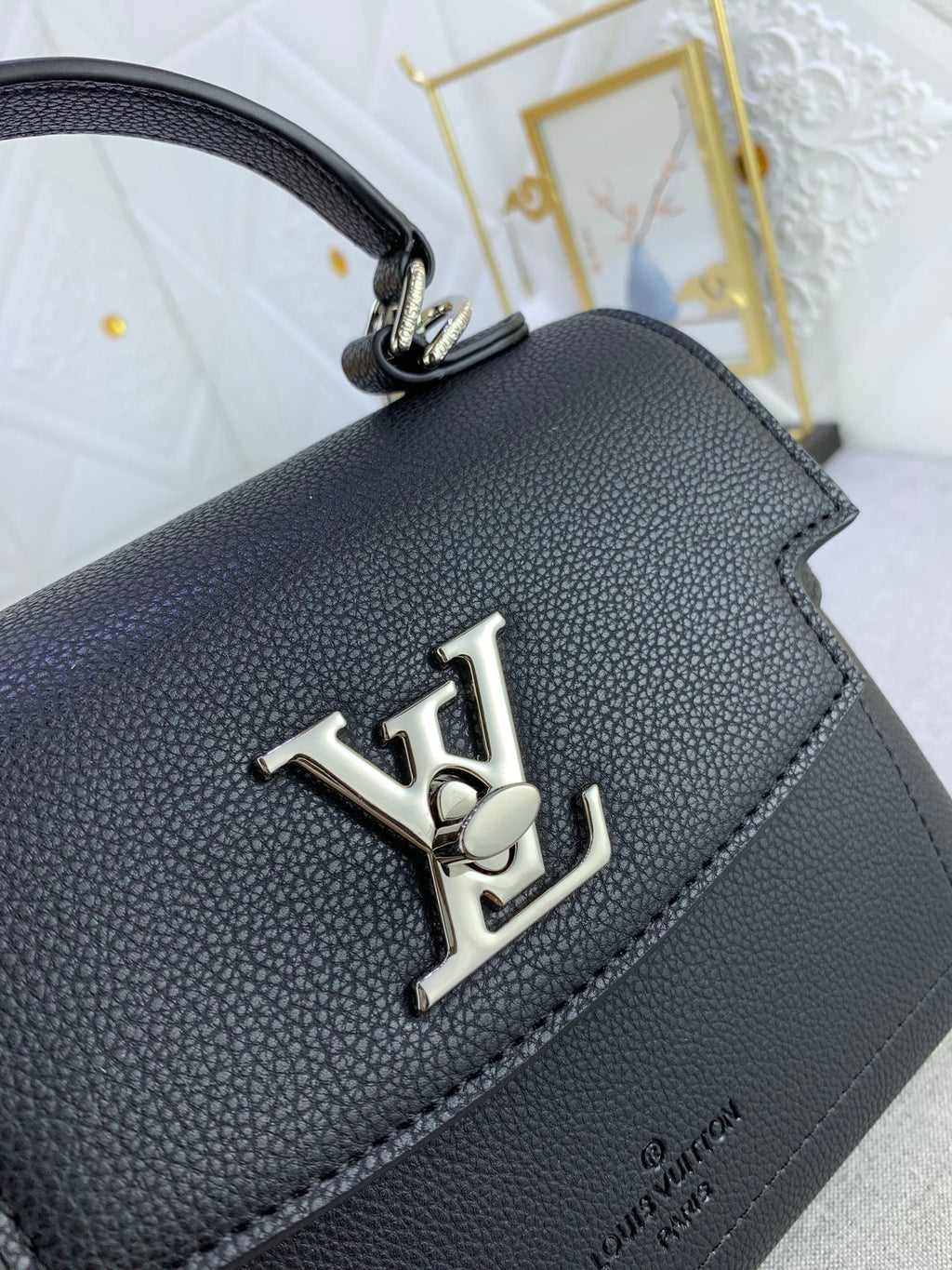 EN - Luxury Bags LUV 744