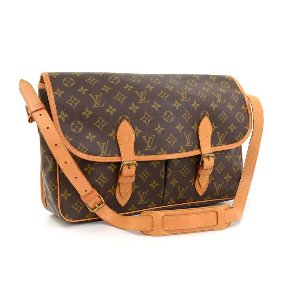Louis Vuitto Sac Gibeciere GM