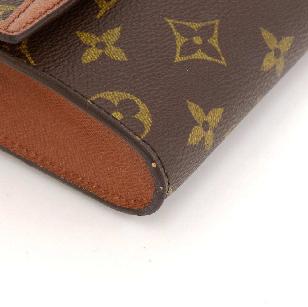 Louis Vuitto Pochette Arche