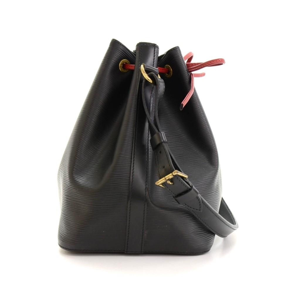 Louis Vuitto Petit Noe Black Epi Leather Bag