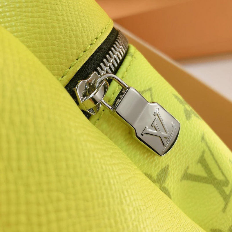 LOV2 Bags - Luxurious Bags  1864