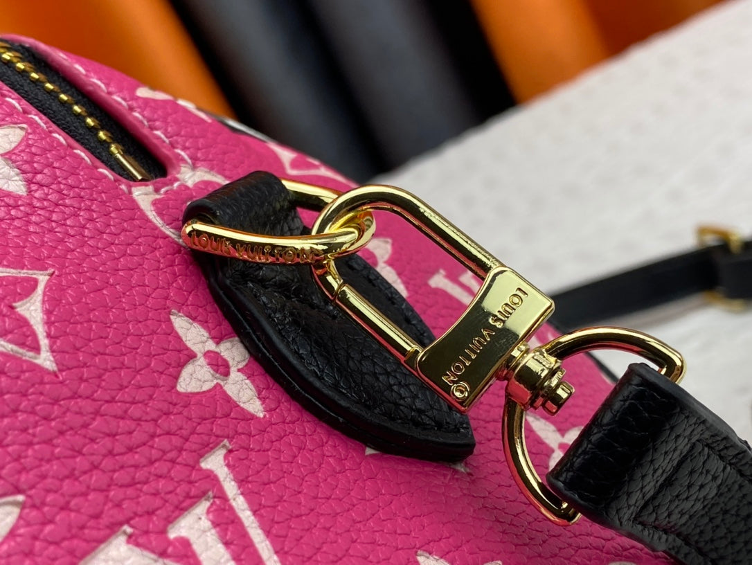 EN - Luxury Bags LUV 779