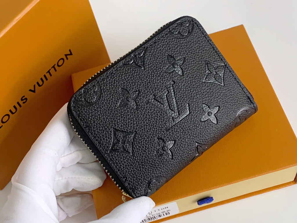 EN - New Arrival Wallet LUV 124