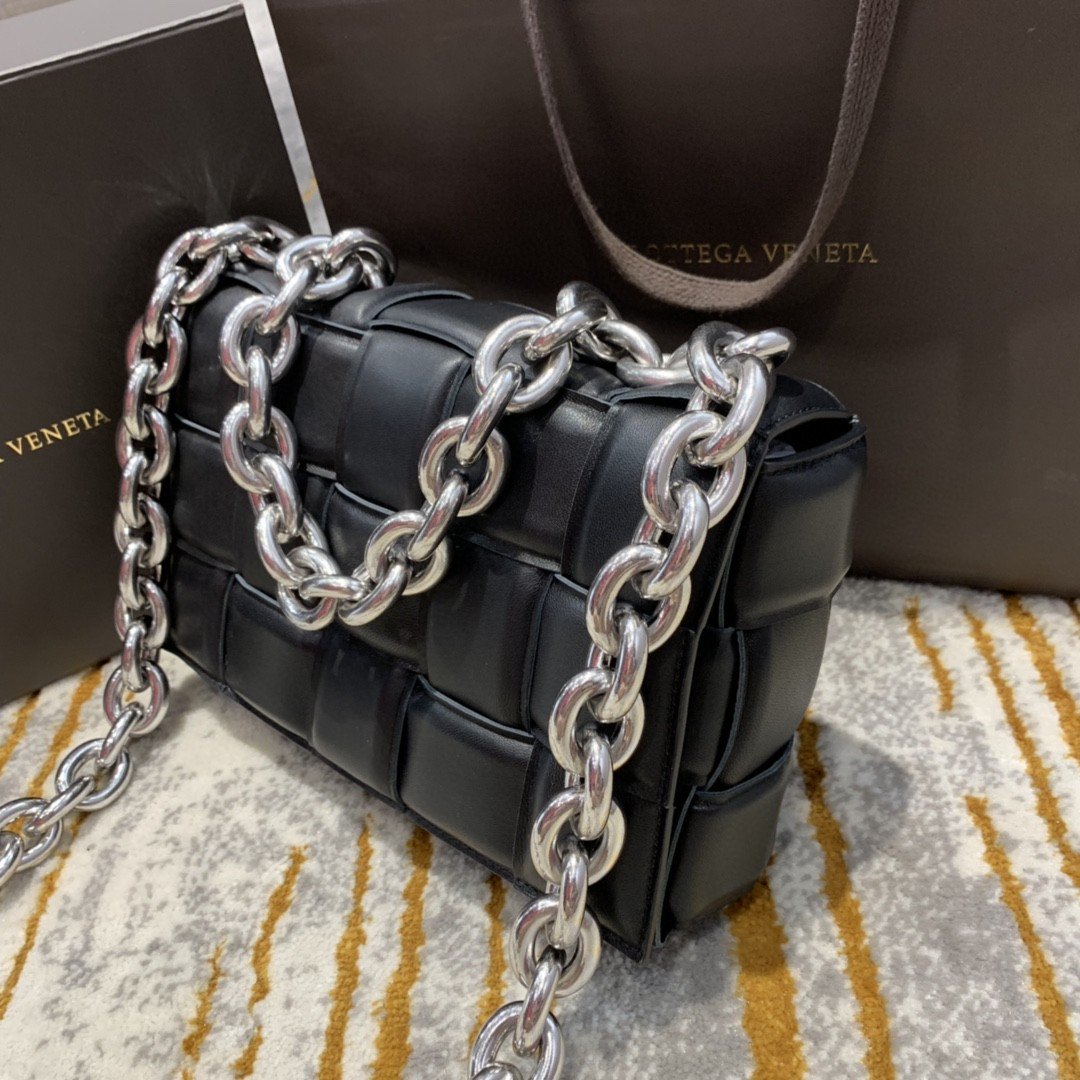 GLAMI Chain Cassette Bag For Women 10.2in/26cm In Black 631421VBWZ01229