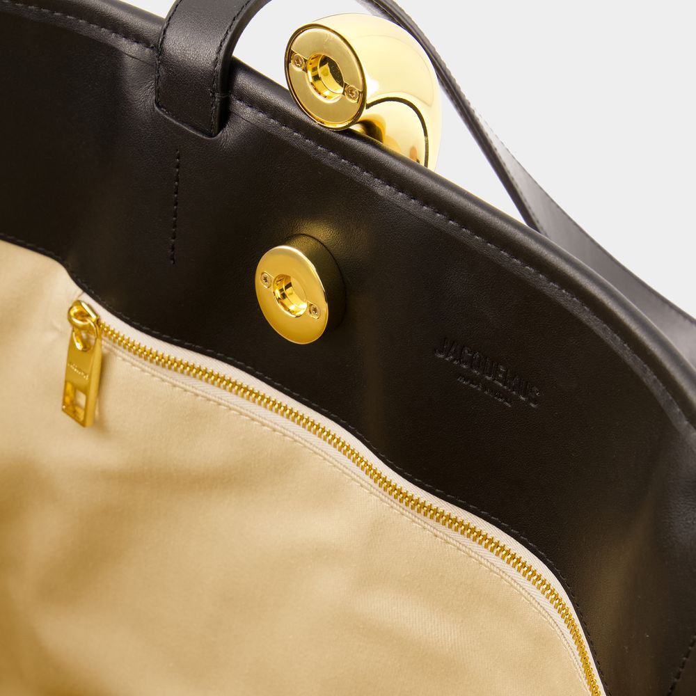 LE BAMBOLA HANDBAG