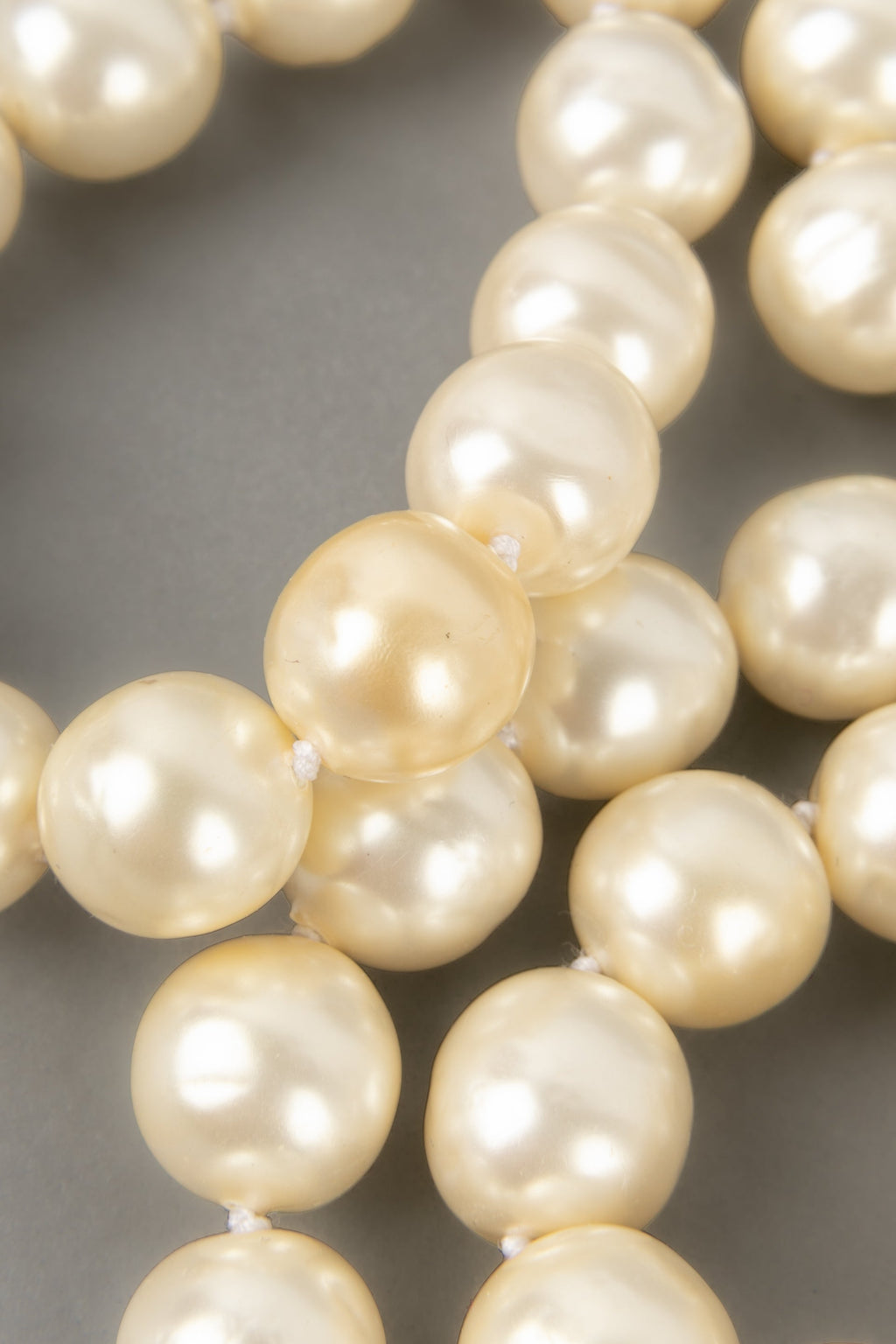 Collier / sautoir de perles nacrÃƒÆ’Ã‚Â©es Chanel