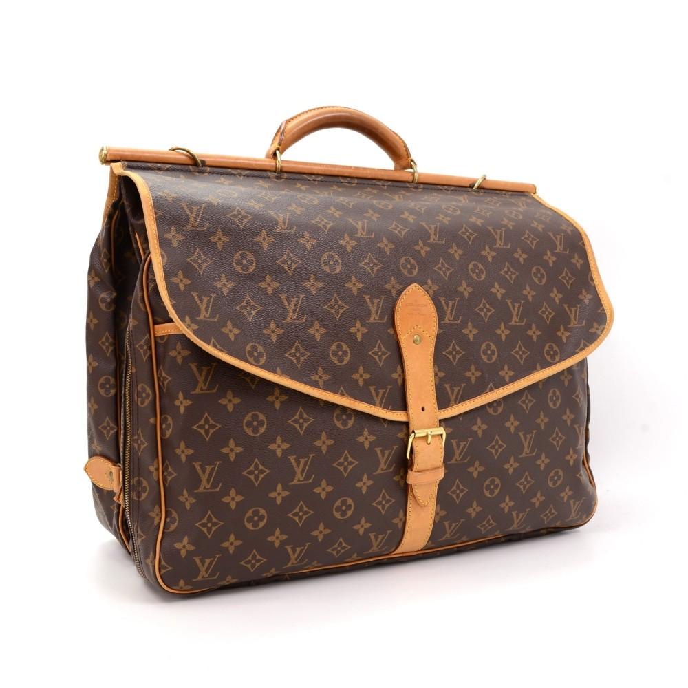 Louis Vuitto Sac Chasse Travel Bag