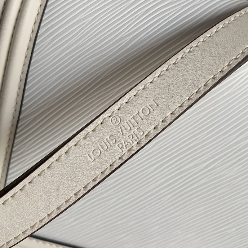 LOV2 Bags - Luxurious Bags  1568