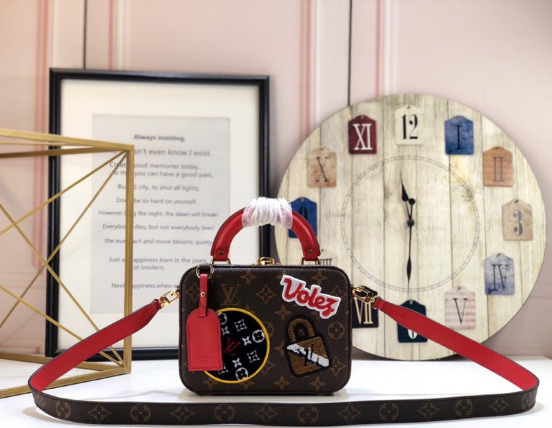 LOV2 Bags - Luxurious Bags  1689