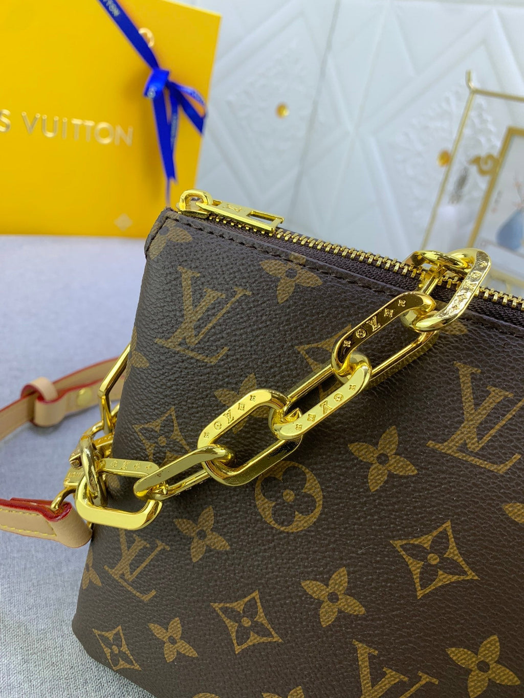 EN - Luxury Bags LUV 880