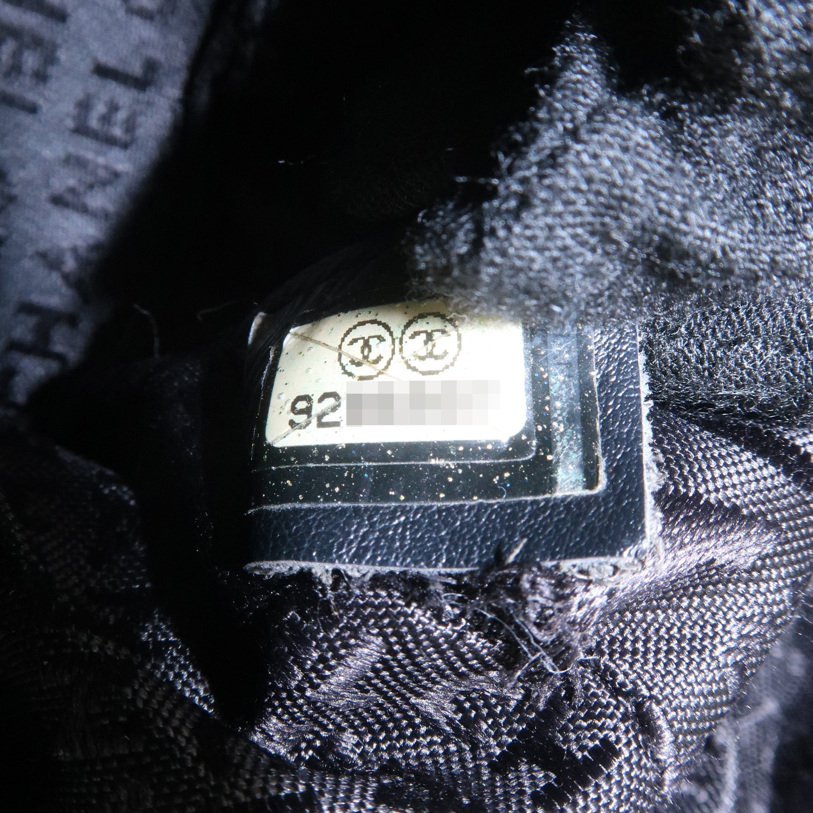 CHANEL Chocolate Bar Caviar Skin Boston Bag Black A26135