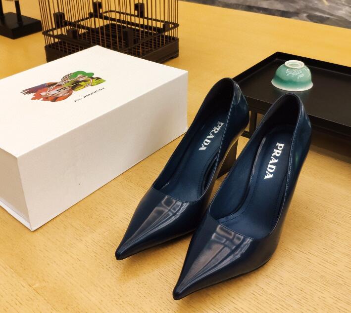 GlamyWomen Shoes - 557
