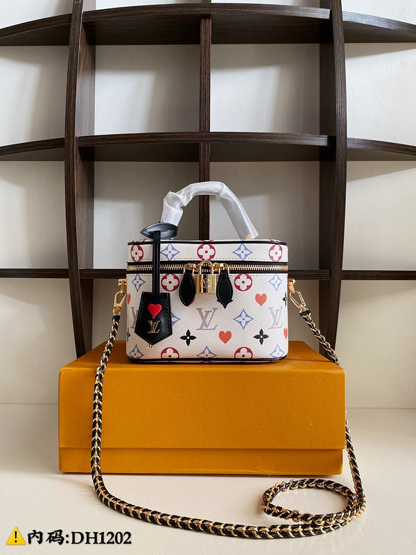 LOV2 Bags - Fashion Bags  2678