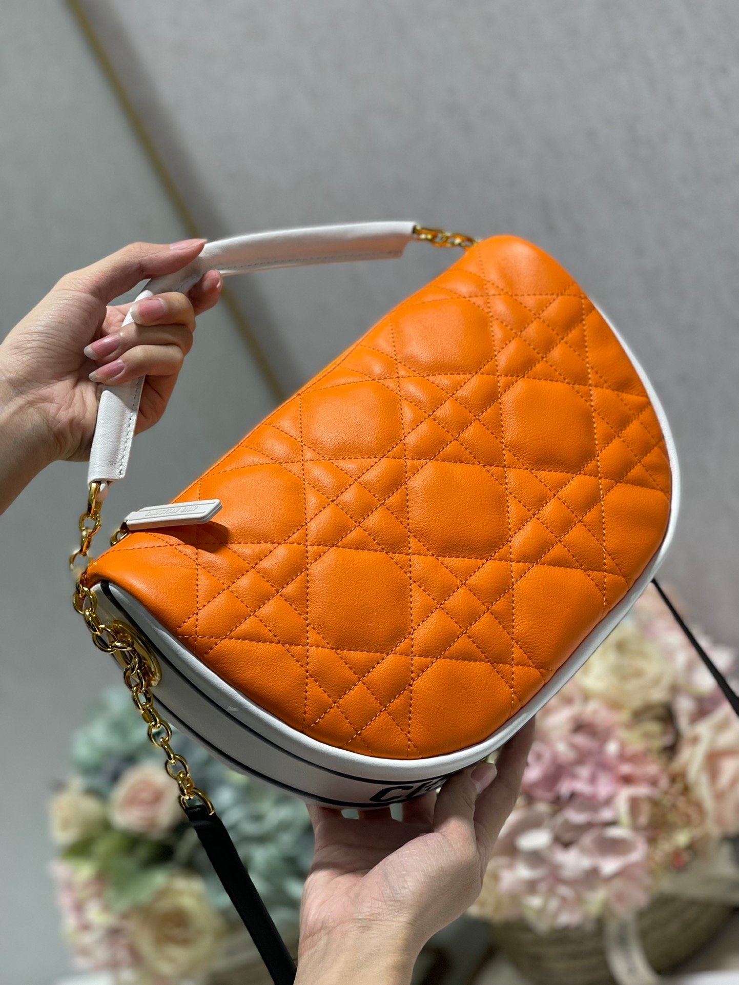 GLAMI MeGLAMIum Vibe Hobo Bag, Orange Handbags, Crossbody Bags, 30cm CD