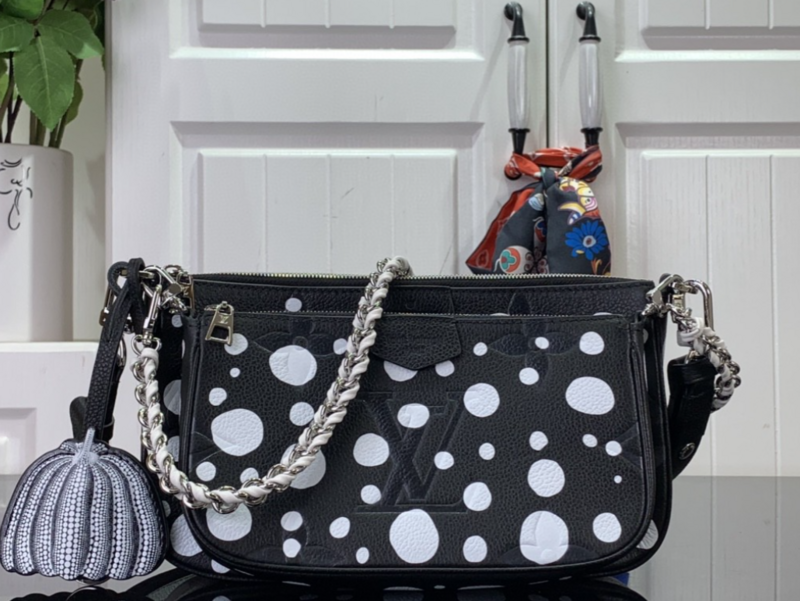 SAMC - LOV Bags - 1368