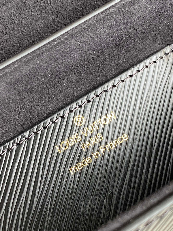 LOV2 Bags - Luxurious Bags  1629