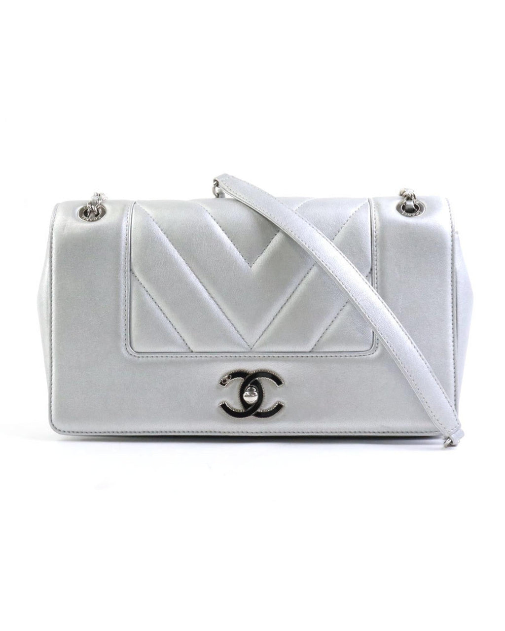 Chanel Chanel 19 Shoulder Bag Quilted