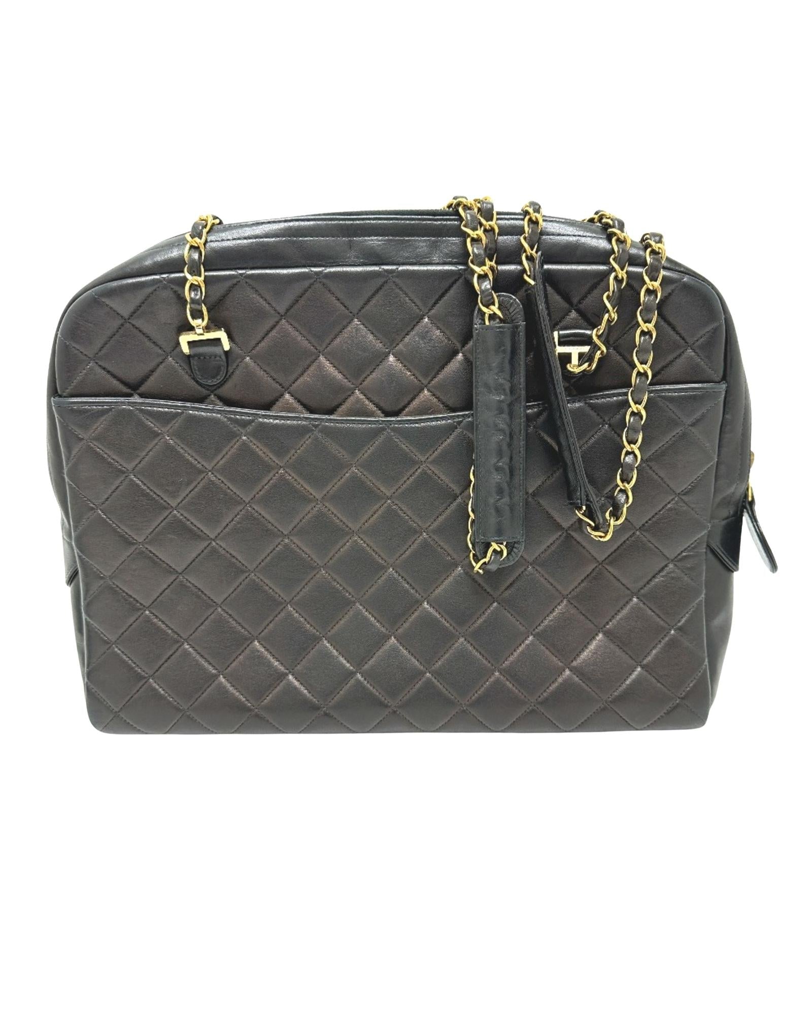 Chanel Classic Jumbo Shoulder Bag
