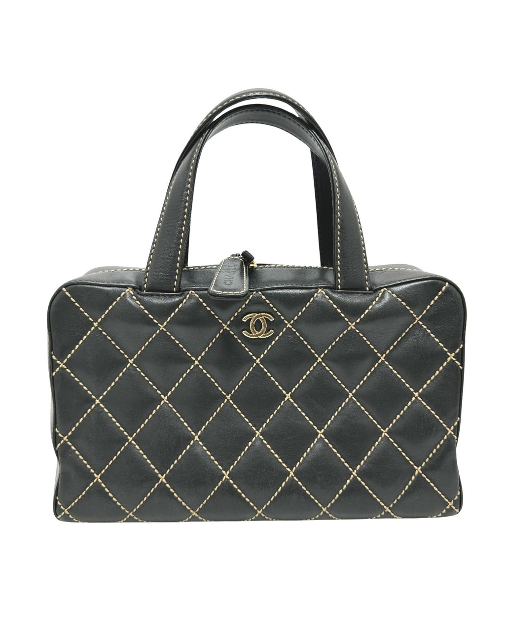 Chanel Quilted Leather Handbag Diamond Style