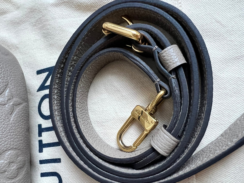 Louis Vuitton Pochette Metis Dune Empreinte (RRP £2,110)