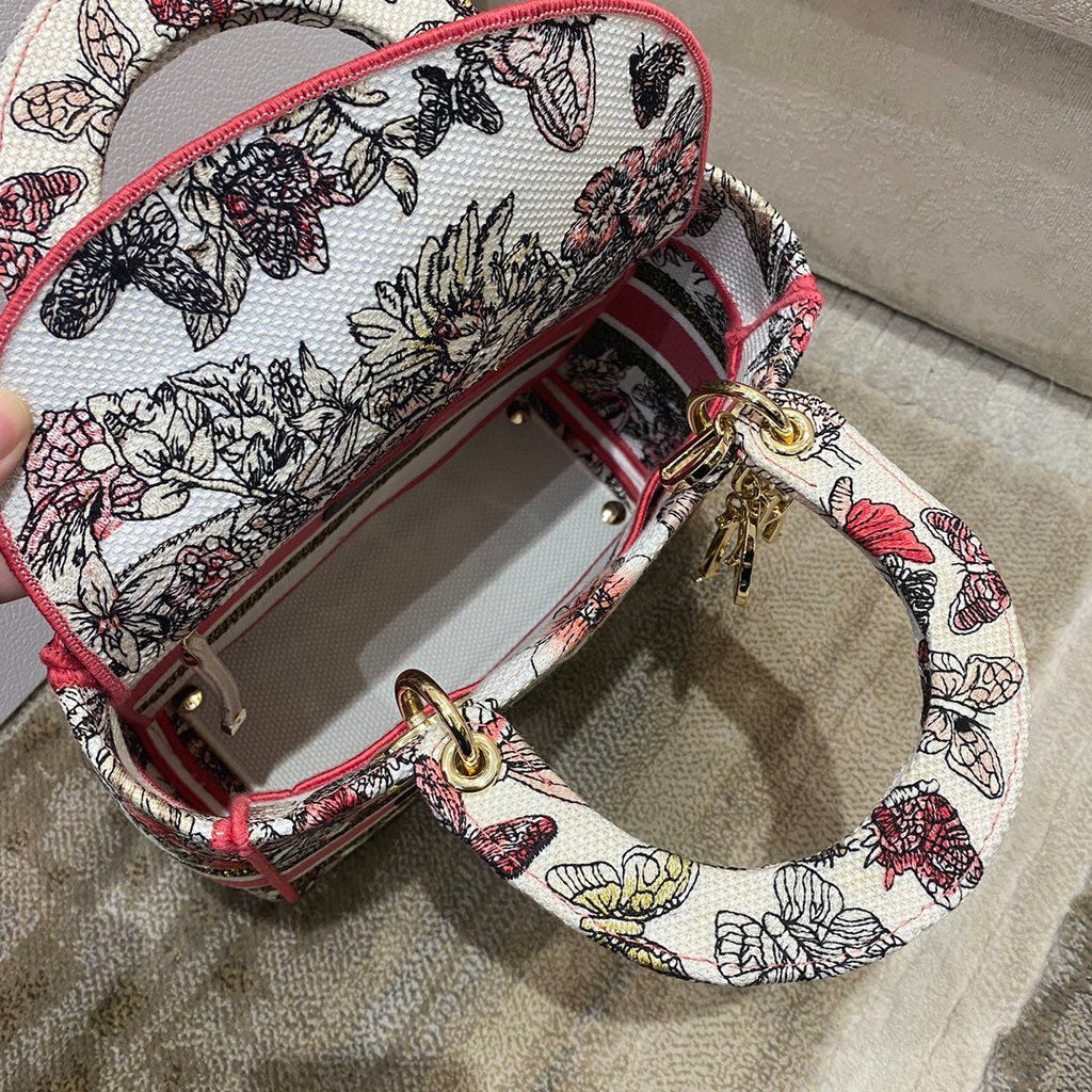 GLAMI MeGLAMIum Lady D-Lite Bag Multicolor ButterGlamIy Embroidery, Red/Latte Handbags, 24cm CD M0565ORHQ_M884