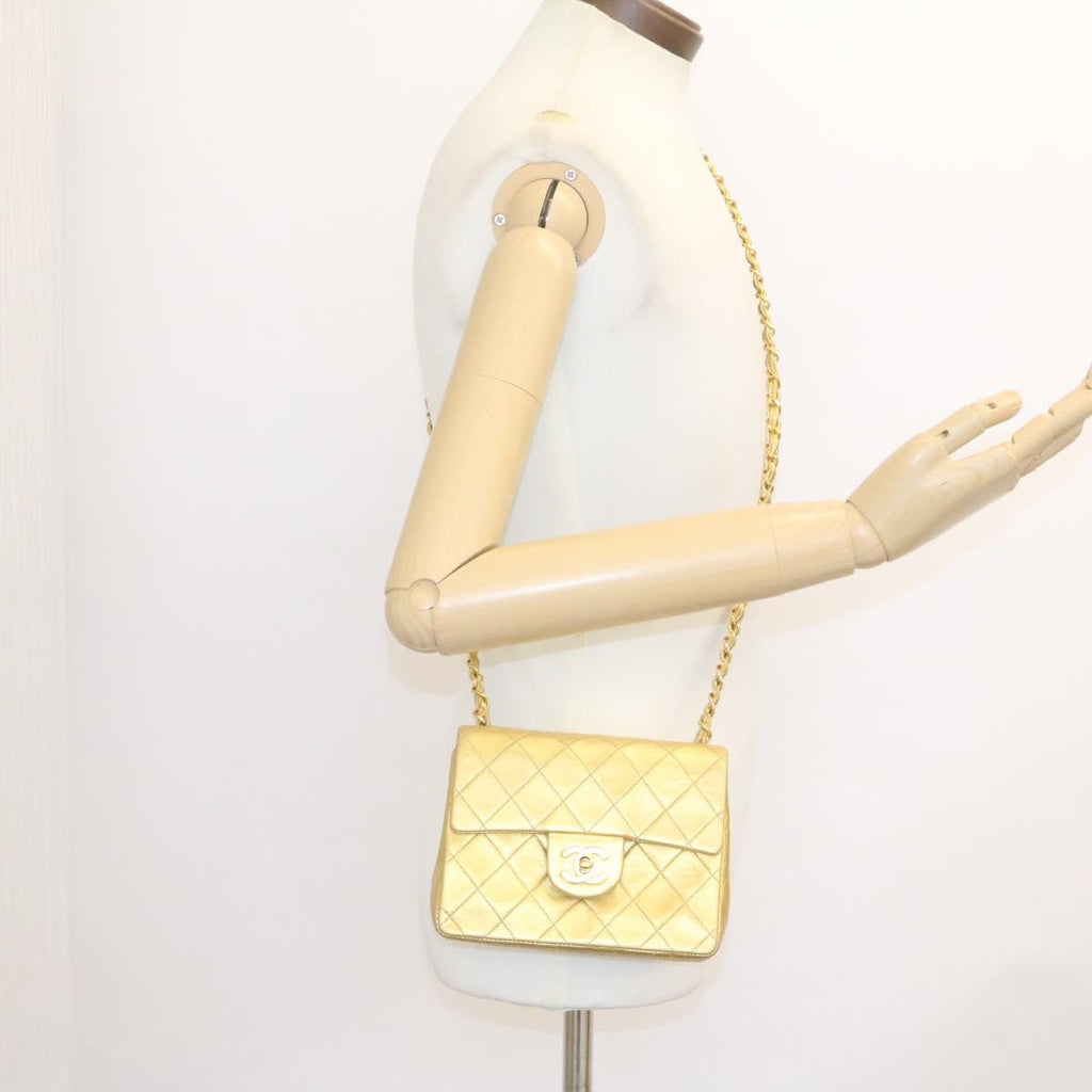 CHANEL Matelasse Chain Flap Shoulder Bag Leather Gold CC 25305A