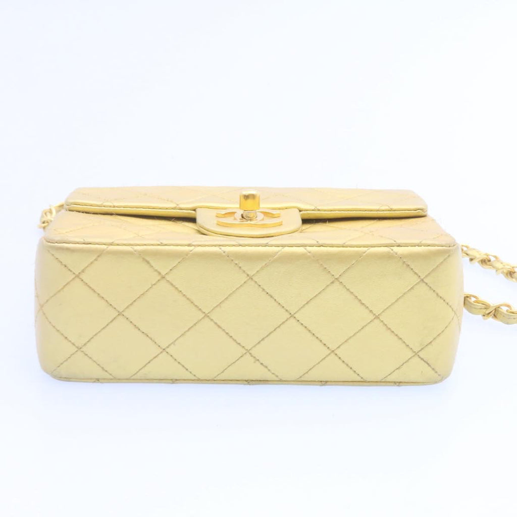 CHANEL Matelasse Chain Flap Shoulder Bag Leather Gold CC 25305A