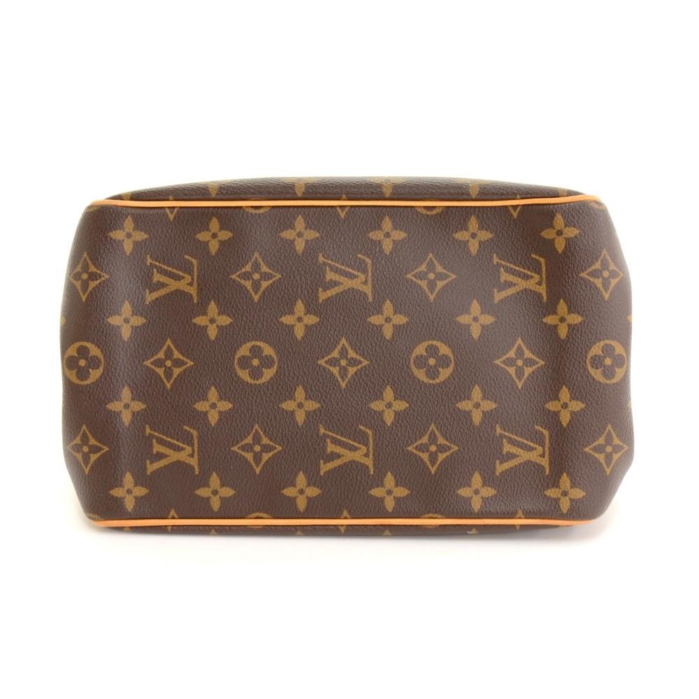 Louis Vuitto Batignolles Monogram Canvas Handbag