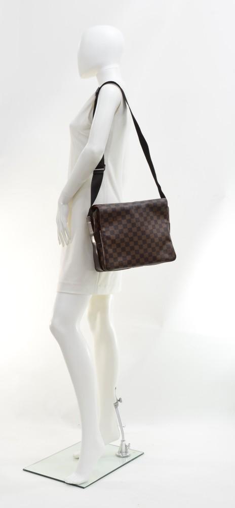 Louis Vuitto Naviglio Messenger Bag