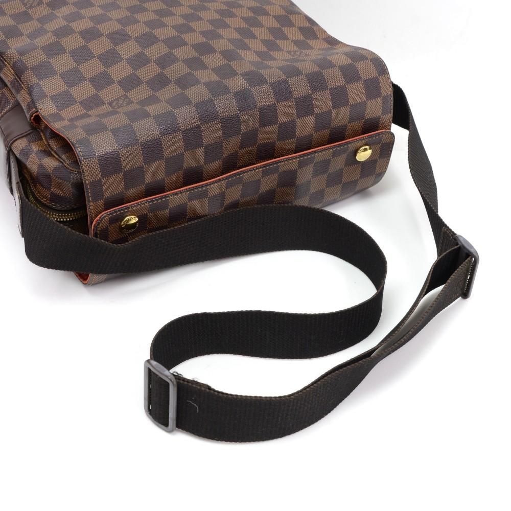 Louis Vuitto Naviglio Messenger Bag
